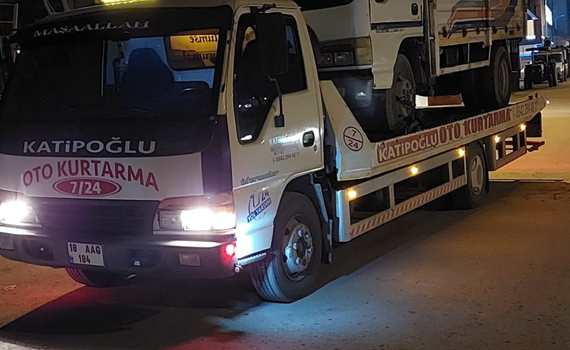 Yolda Kalan Araçlar İçin Hızlı Çankırı Oto Kurtarma Hizmeti